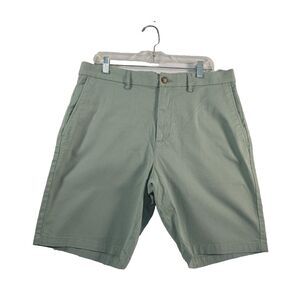 Old Navy Ultimate Tech Slim Built In Flex Shorts Men's Size 36 Green 9" inseam